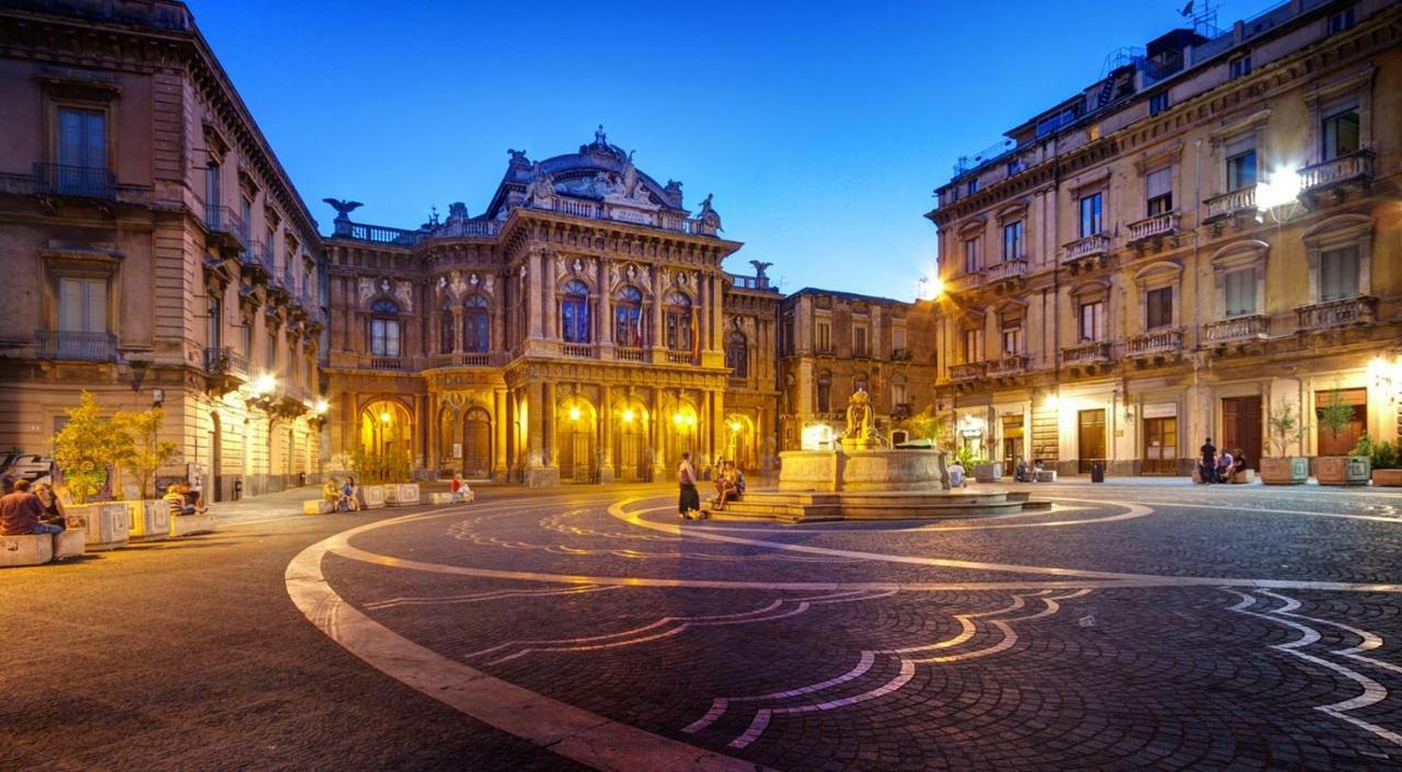 New Rubik'S Castle Hotel Catania Luaran gambar